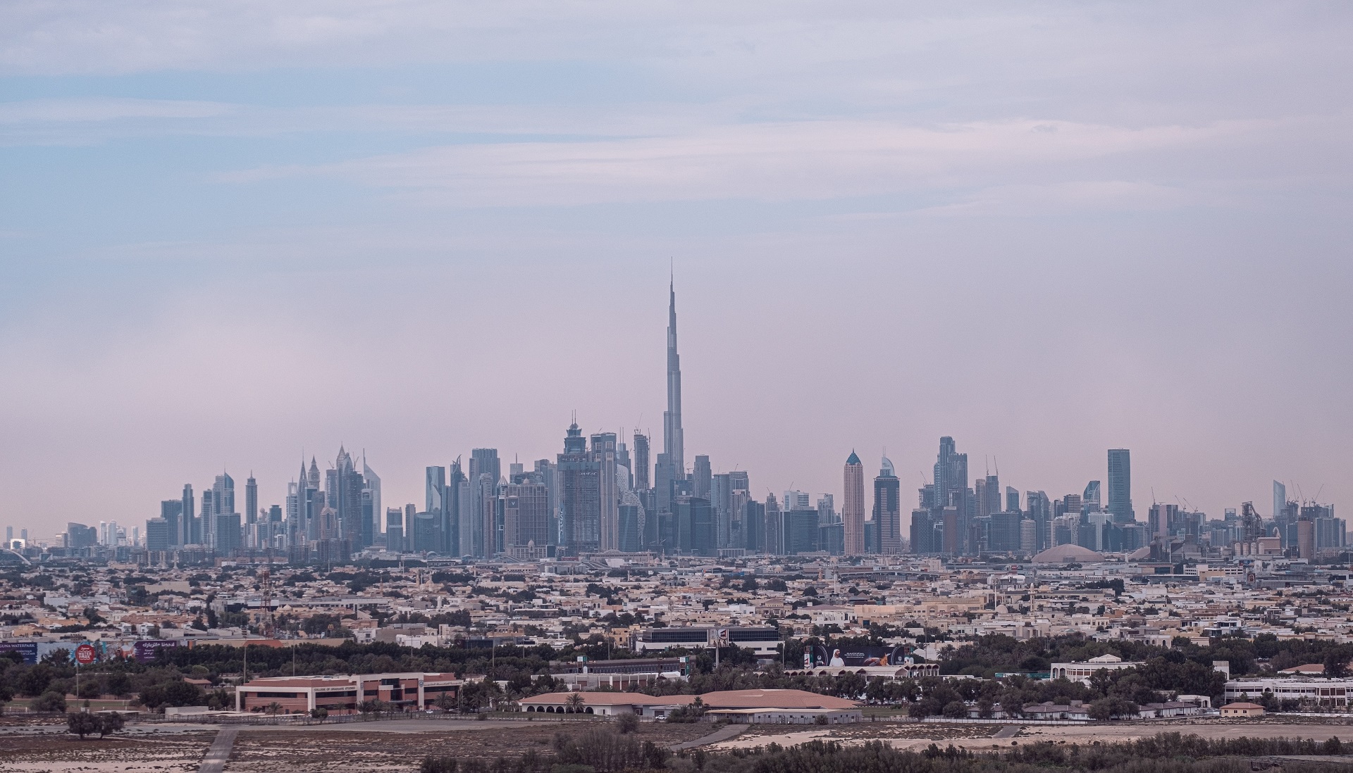 بررسی تاریخچه امارات متحده عربی؛پیدایش، توسعه و شکوفایی